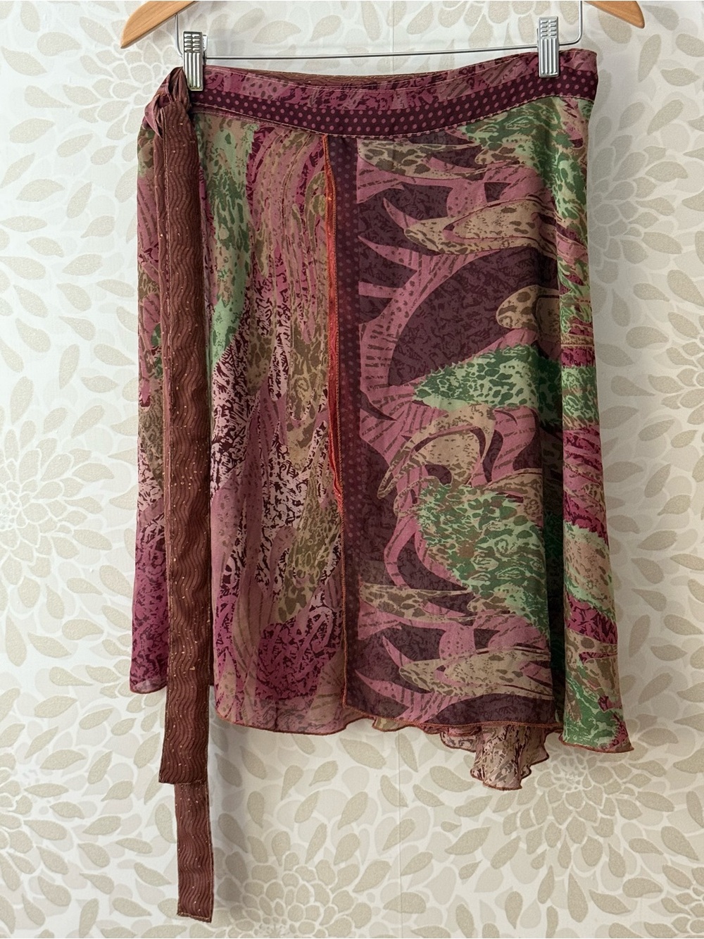 Iris Impressions Women’s S Maroon Mixed Print Boho Hippie Fairy Wrap Short Skirt